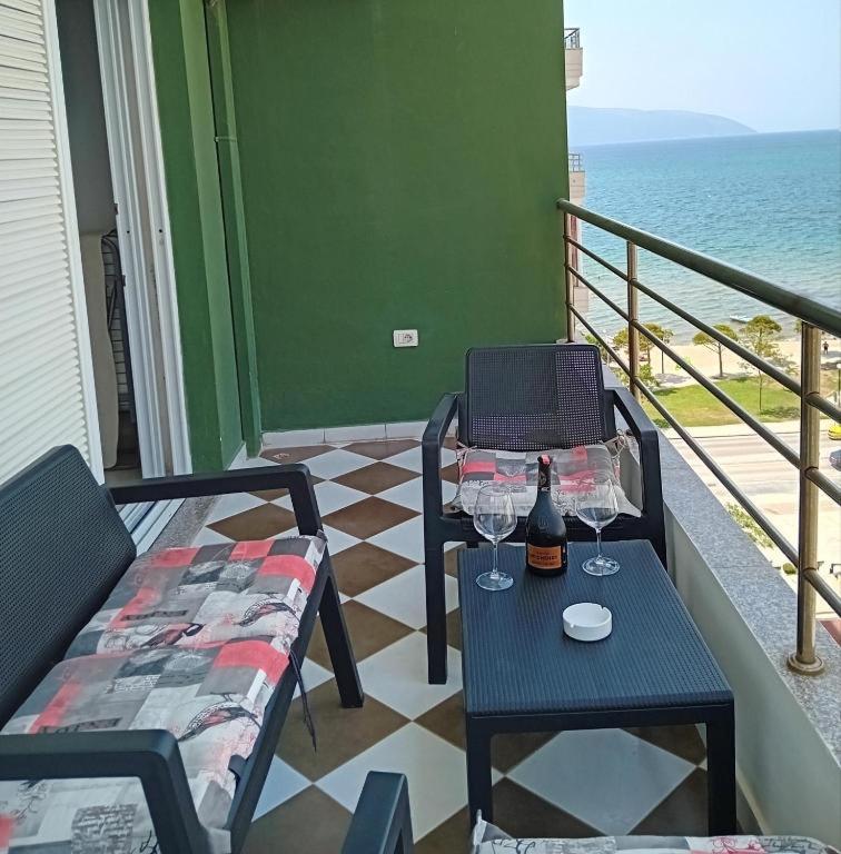 Luxury Appartament Lungomare Влёра Экстерьер фото